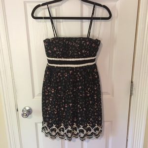 City Triangles Floral Dress. Size 5.
